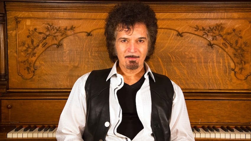 Gino Vannelli 