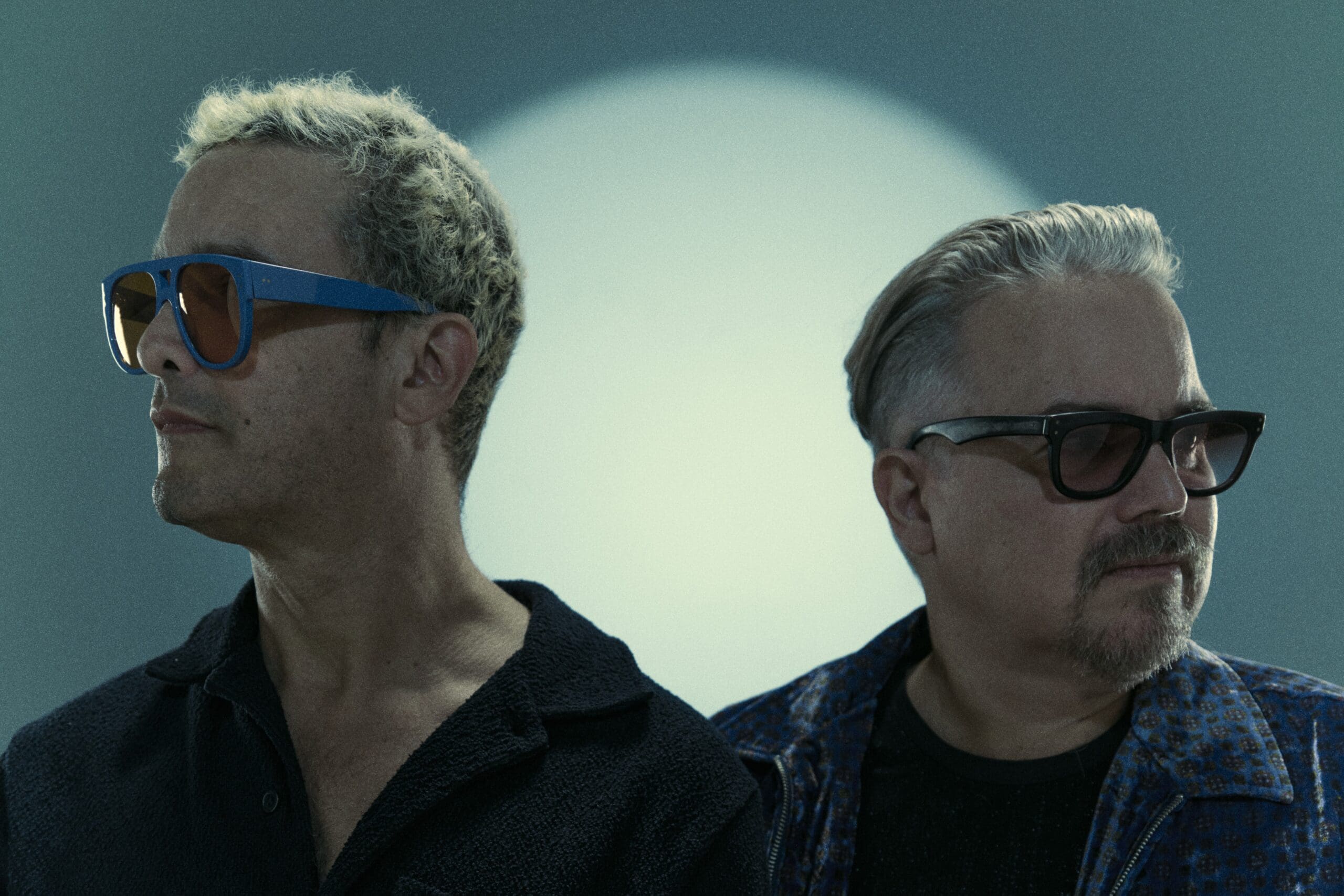 Los Amigos Invisibles